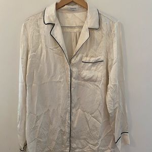 Silky babaton aritzia brand button down shirt